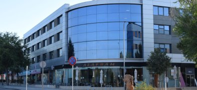 EDIFICIO SON ROSSINYOL-GREMI CIRURGIANS I BARBERS 48