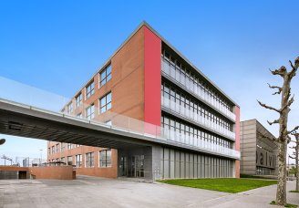 Avenida baix llobregat, 5-7 1