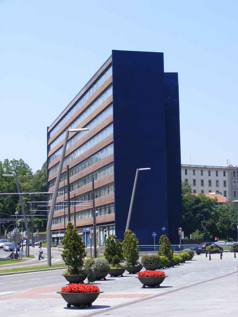 Edificio euskalduna tráfico 3
