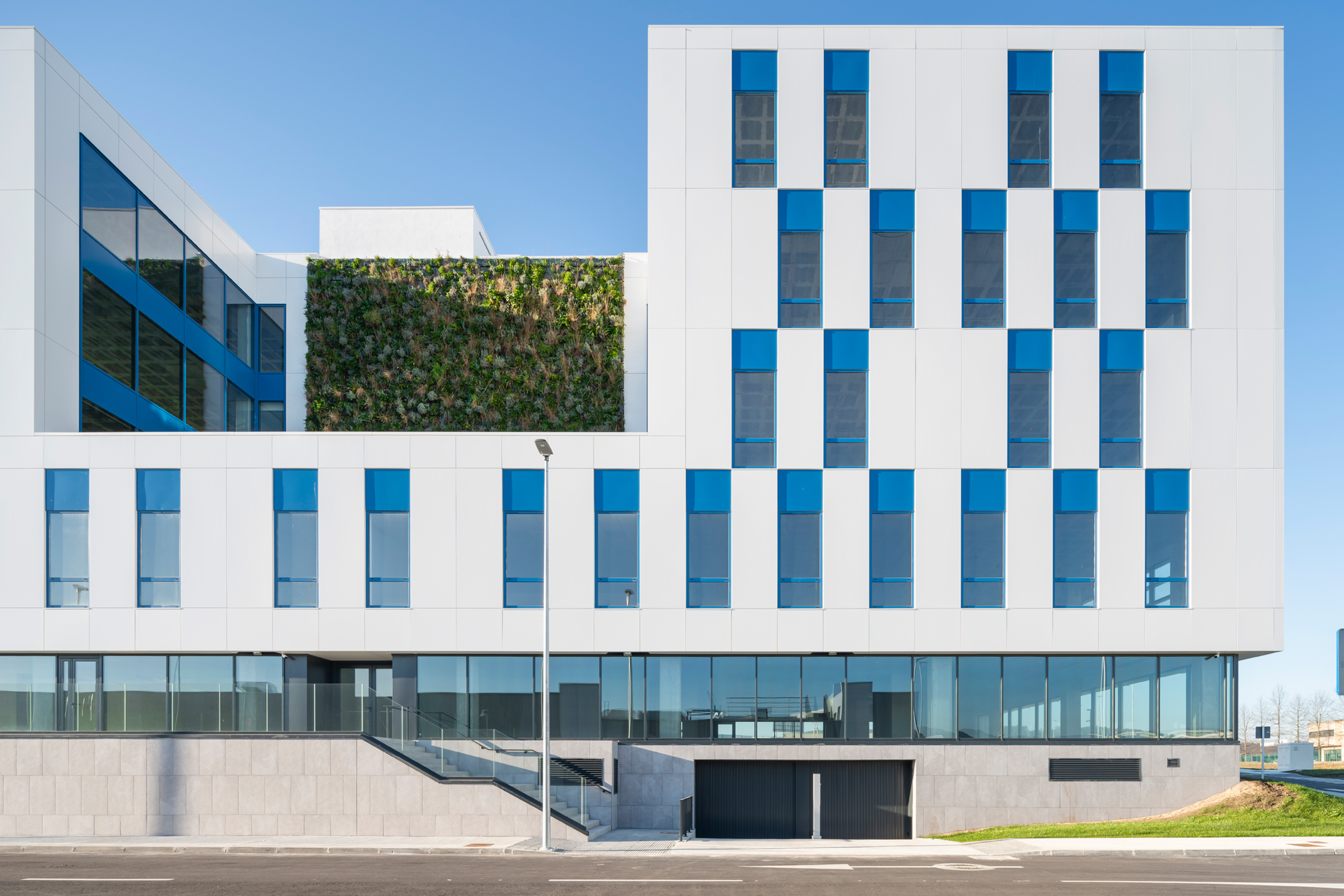 Edificio nexus sabon 3 Edificio nexus sabon 3