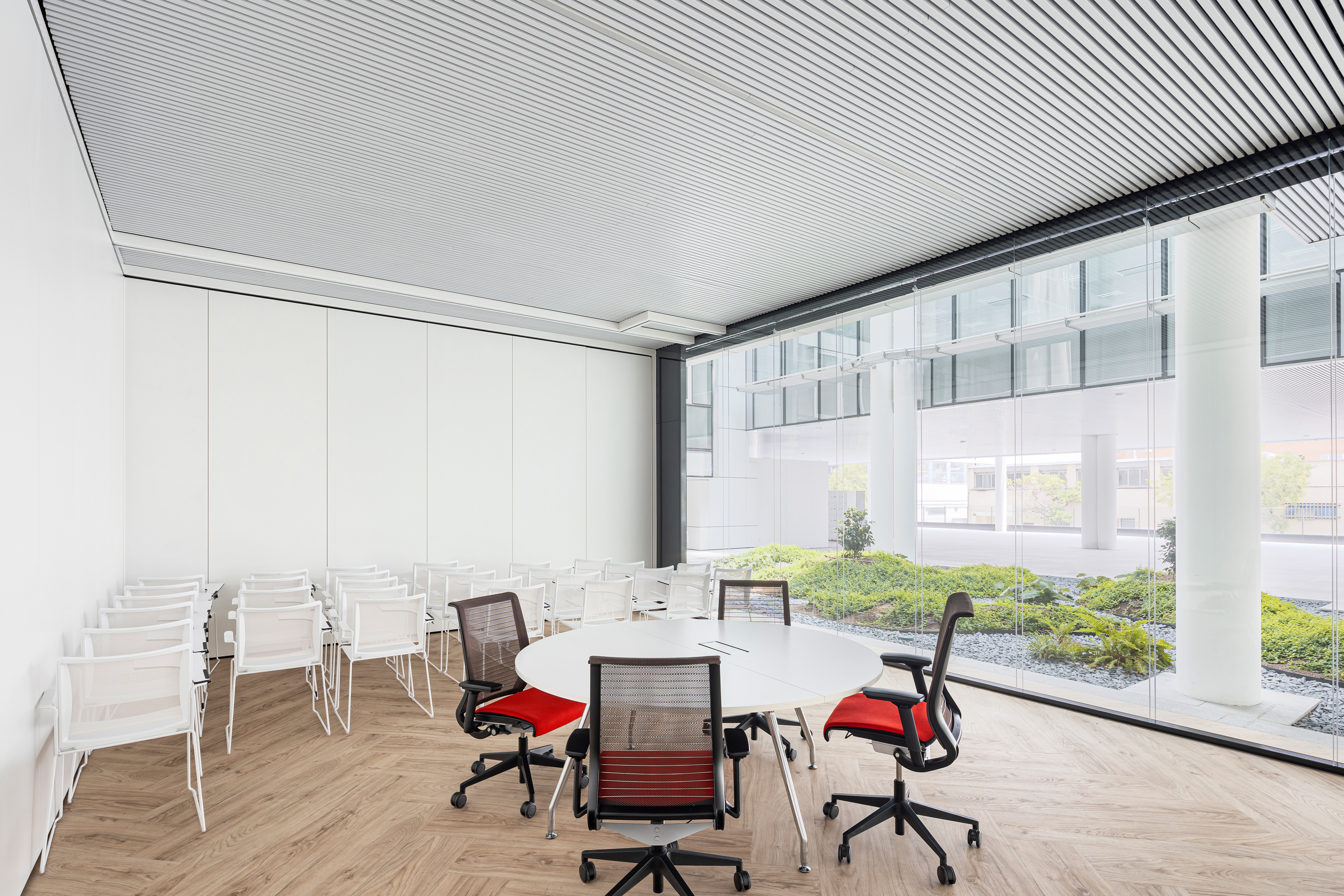 Edificio om ∞ 9 Edificio om ∞ 9