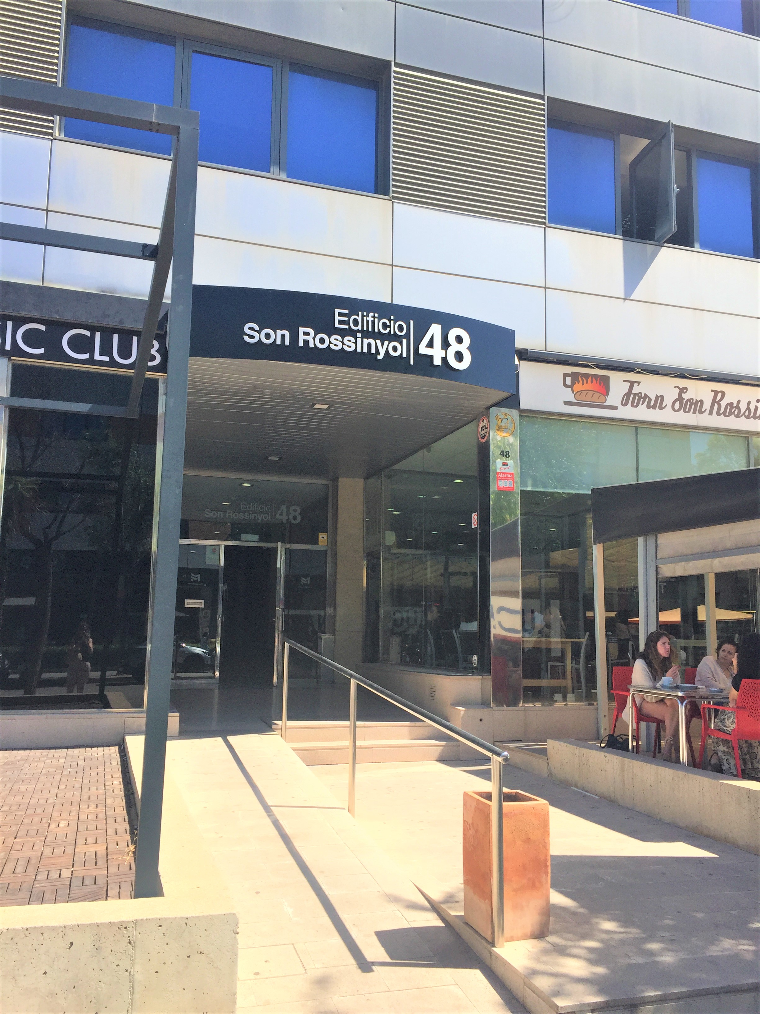 Edificio son rossinyol-gremi cirurgians i barbers 48 3