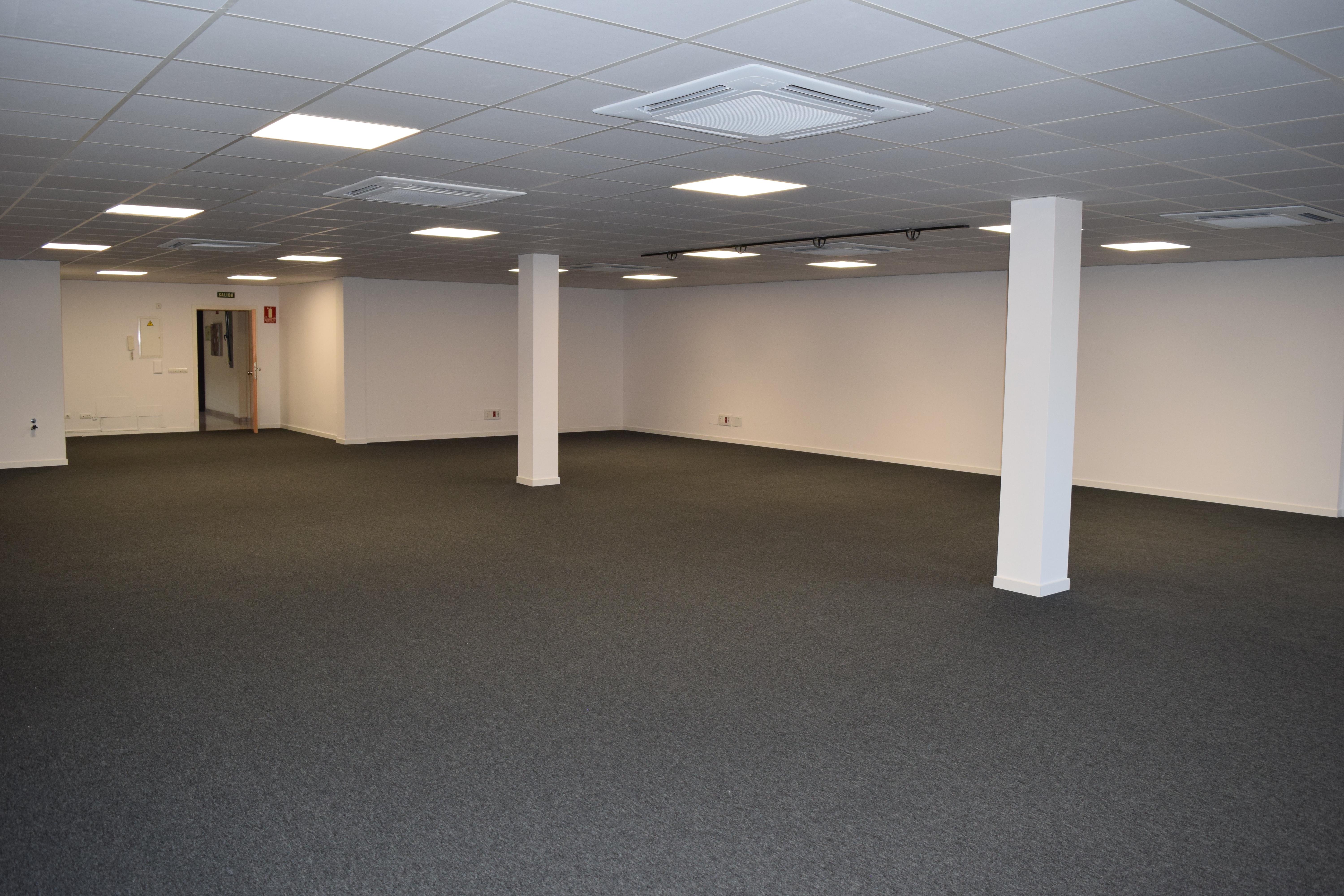 Edificio son rossinyol-gremi cirurgians i barbers 48 9