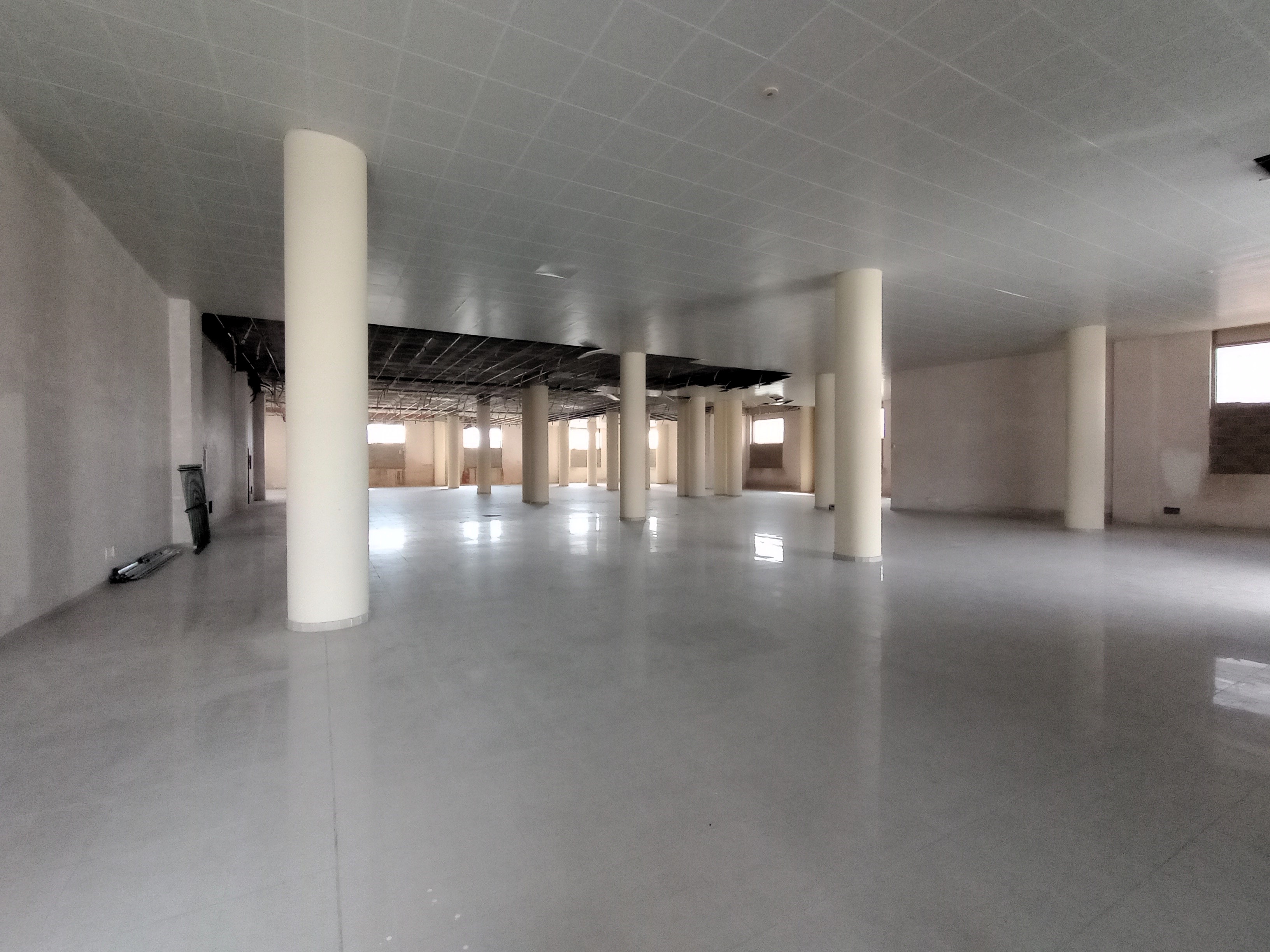 Edificio son valenti - calçats 4 3 Edificio son valenti - calçats 4 3