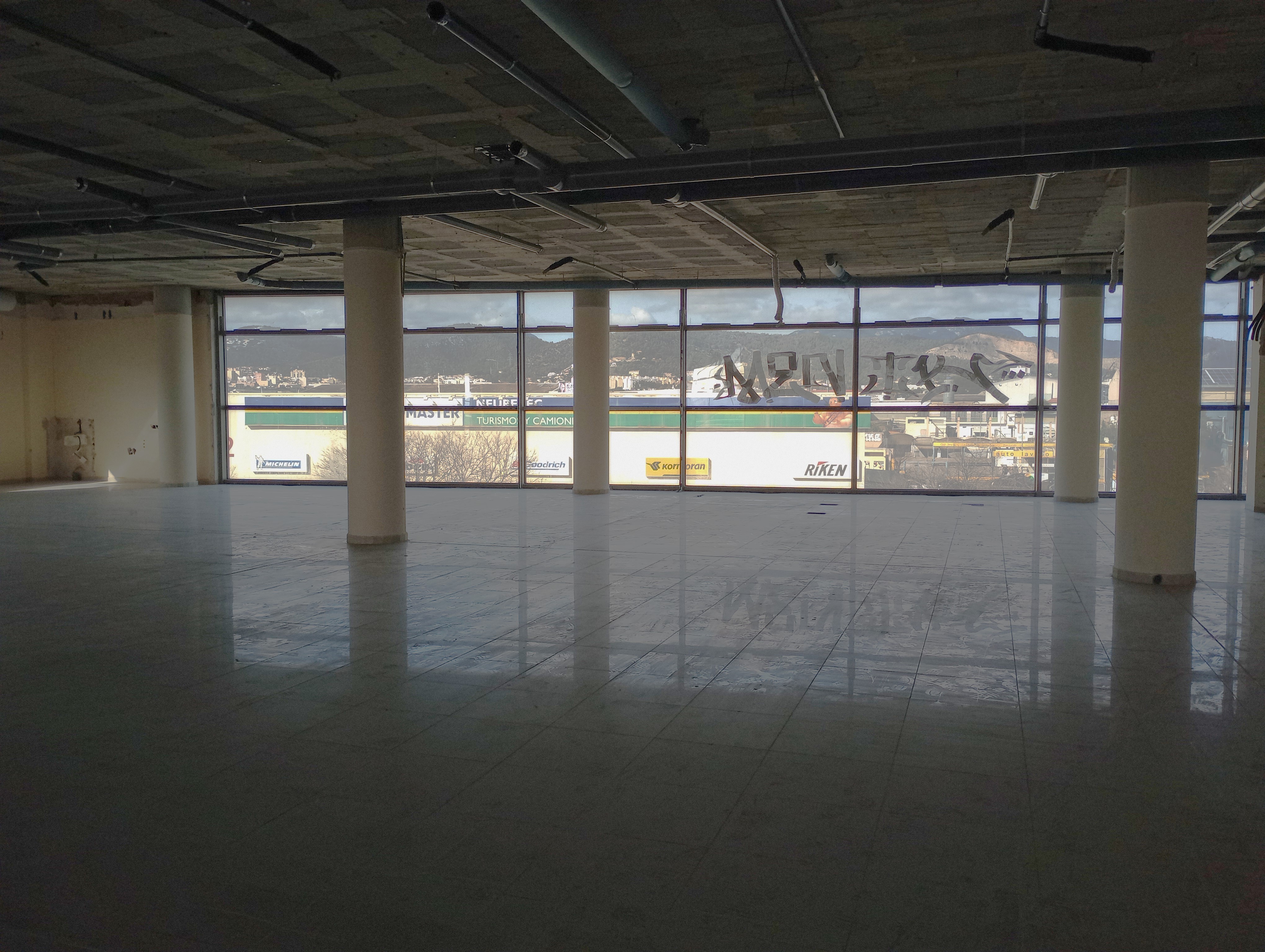 Edificio son valenti - calçats 4 6 Edificio son valenti - calçats 4 6