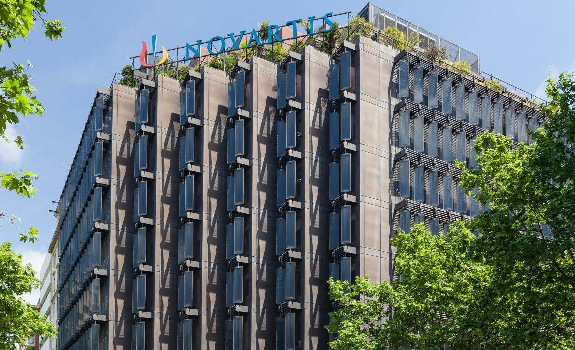 Monumento - gran vía de les corts catalanes, 764 3